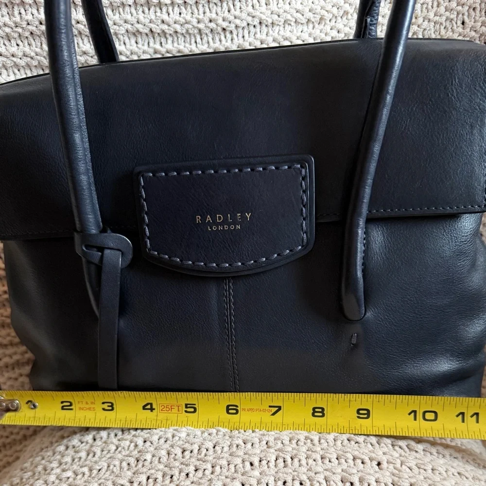 Radley London Burnham Beeches Medium Flapover – Dark Navy Dust Bag - Picture 7 of 13
